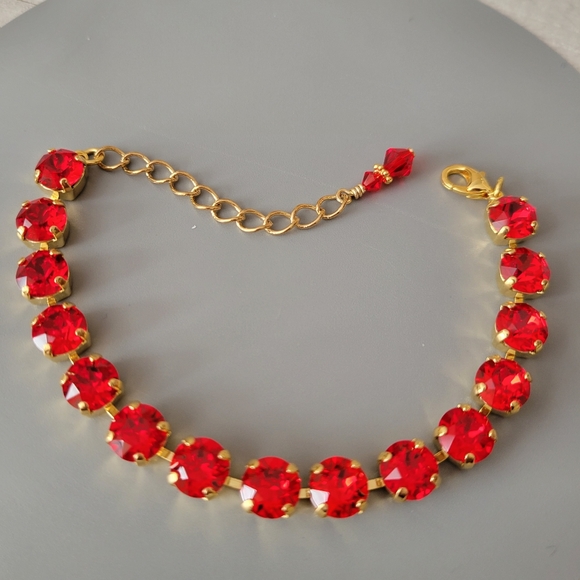 Austrian Crystal Tennis Bracelet in Yellow Gold - Picture 8 of 9